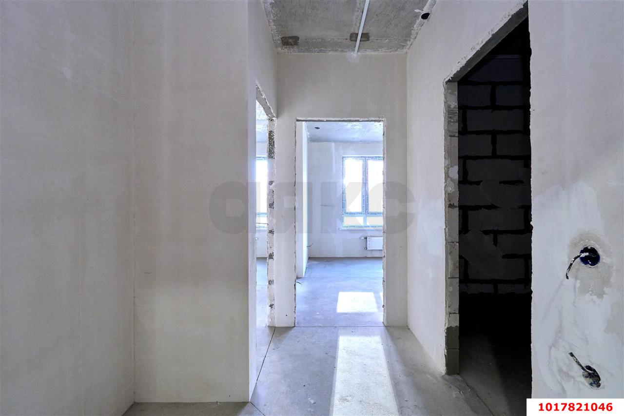 Фото №8: 1-комнатная квартира <span class="whitespace-nowrap">36 м²</span>, <span class="whitespace-nowrap">6/9 эт.</span> - Краснодар, Прикубанский внутригородской округ, мкр. Парк Победы, ул. имени Героя Дангириева, 2к1