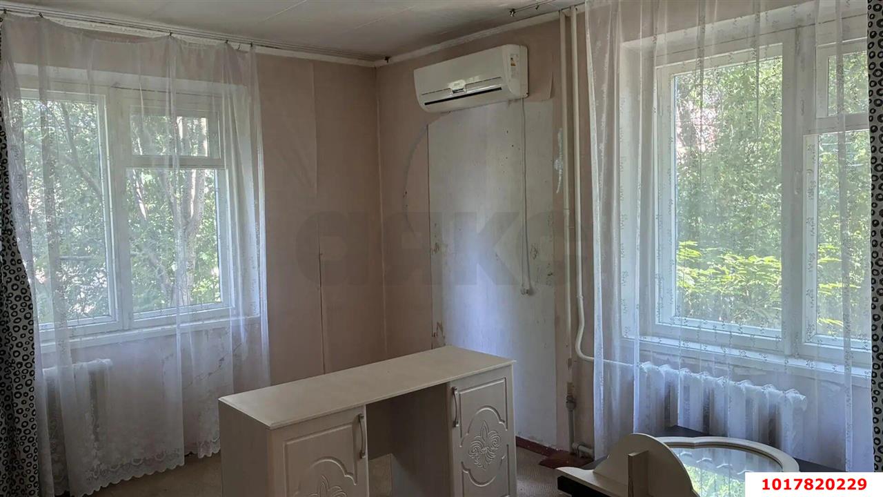 Фото №2: 2-комнатная квартира <span class="whitespace-nowrap">44 м²</span>, <span class="whitespace-nowrap">2/5 эт.</span> - Краснодар, Прикубанский внутригородской округ, мкр. Славянский, ул. Темрюкская, 73