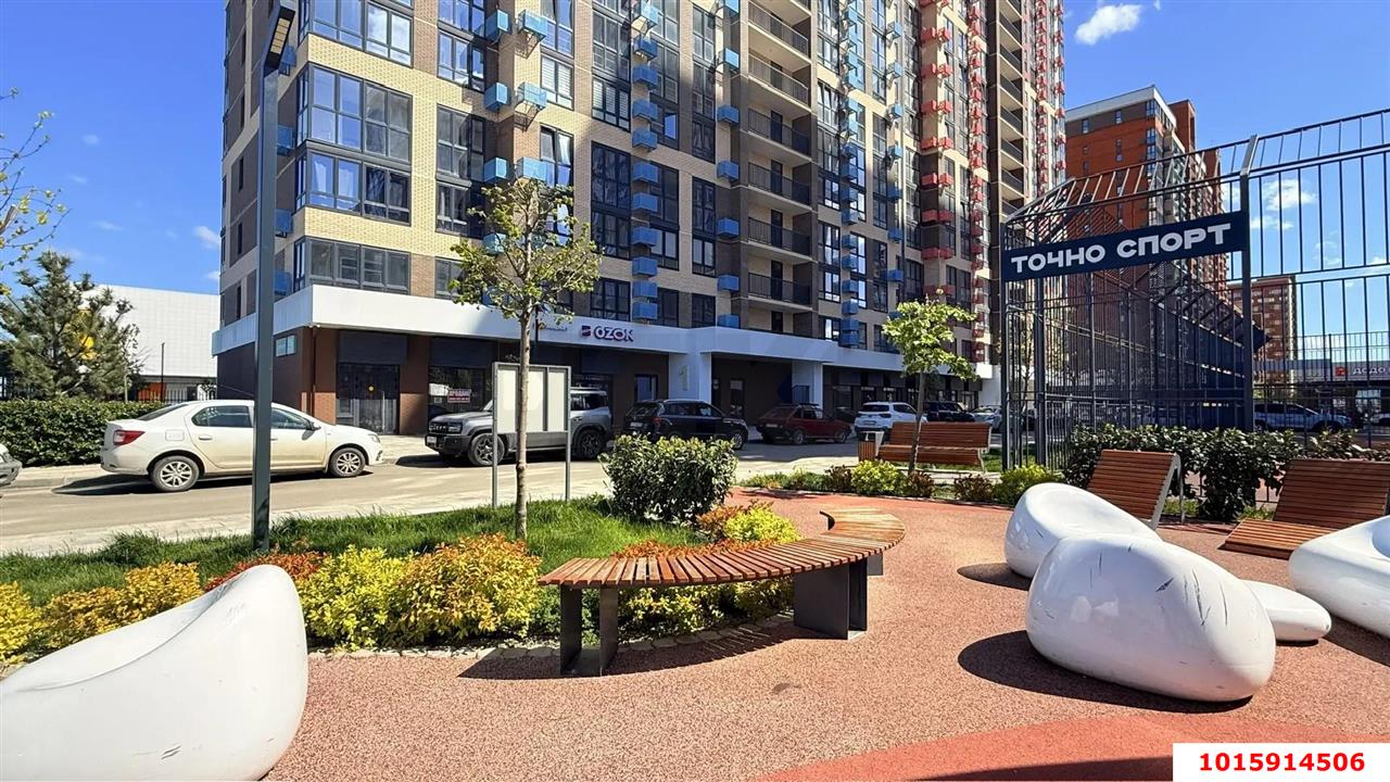 Фото №5: Торговое помещение <span class="whitespace-nowrap">41 м²</span>, <span class="whitespace-nowrap">1/24 эт.</span> - Знаменский, Карасунский внутригородской округ, мкр. Родные Просторы, ул. Природная, 10Бк24