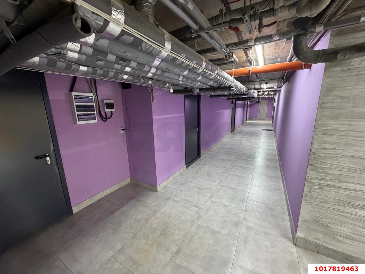 Фото №6: Торговое помещение <span class="whitespace-nowrap">68 м²</span>, <span class="whitespace-nowrap">17 эт.</span> - Краснодар, Прикубанский внутригородской округ, 2-я Площадка, мкр. жилой комплекс Кремлёвские Ворота, ул. Кореновская, 2к4