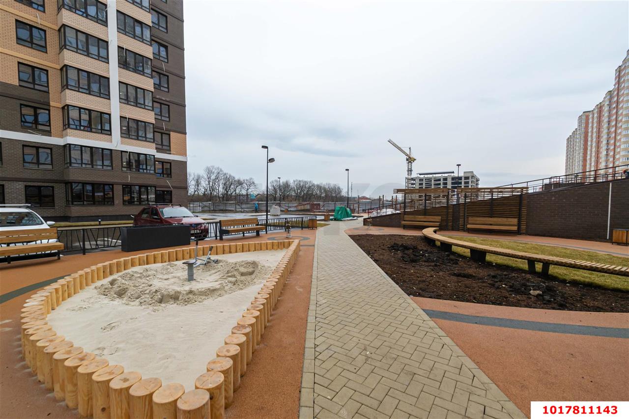 Фото №21: 2-комнатная квартира <span class="whitespace-nowrap">47 м²</span>, <span class="whitespace-nowrap">18/22 эт.</span> - Краснодар, Прикубанский внутригородской округ, мкр. ЖК Улыбка, ул. имени Героя Георгия Бочарникова, 2