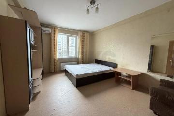 Фото №1: 1-комнатная квартира <span class="whitespace-nowrap">31 м²</span>, <span class="whitespace-nowrap">5/12 эт.</span> - Краснодар, мкр. Юбилейный, ул. Рождественская набережная, 35