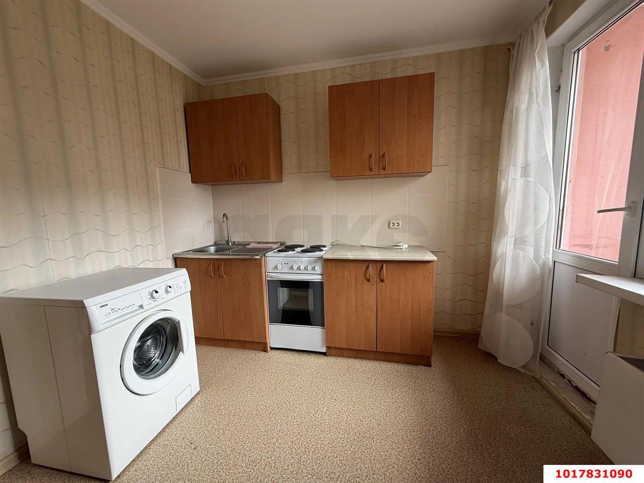 Фото №4: 1-комнатная квартира <span class="whitespace-nowrap">35 м²</span>, <span class="whitespace-nowrap">5/12 эт.</span> - Краснодар, Западный внутригородской округ, мкр. Юбилейный, ул. Рождественская набережная, 35