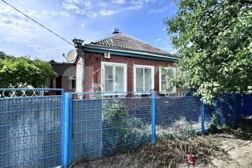 Фото №1: Дом <span class="whitespace-nowrap">57 м²</span> <span class="whitespace-nowrap">+ 15.17 сот.</span>, <span class="whitespace-nowrap">1 эт.</span> - Сергиевская, ул. Красная