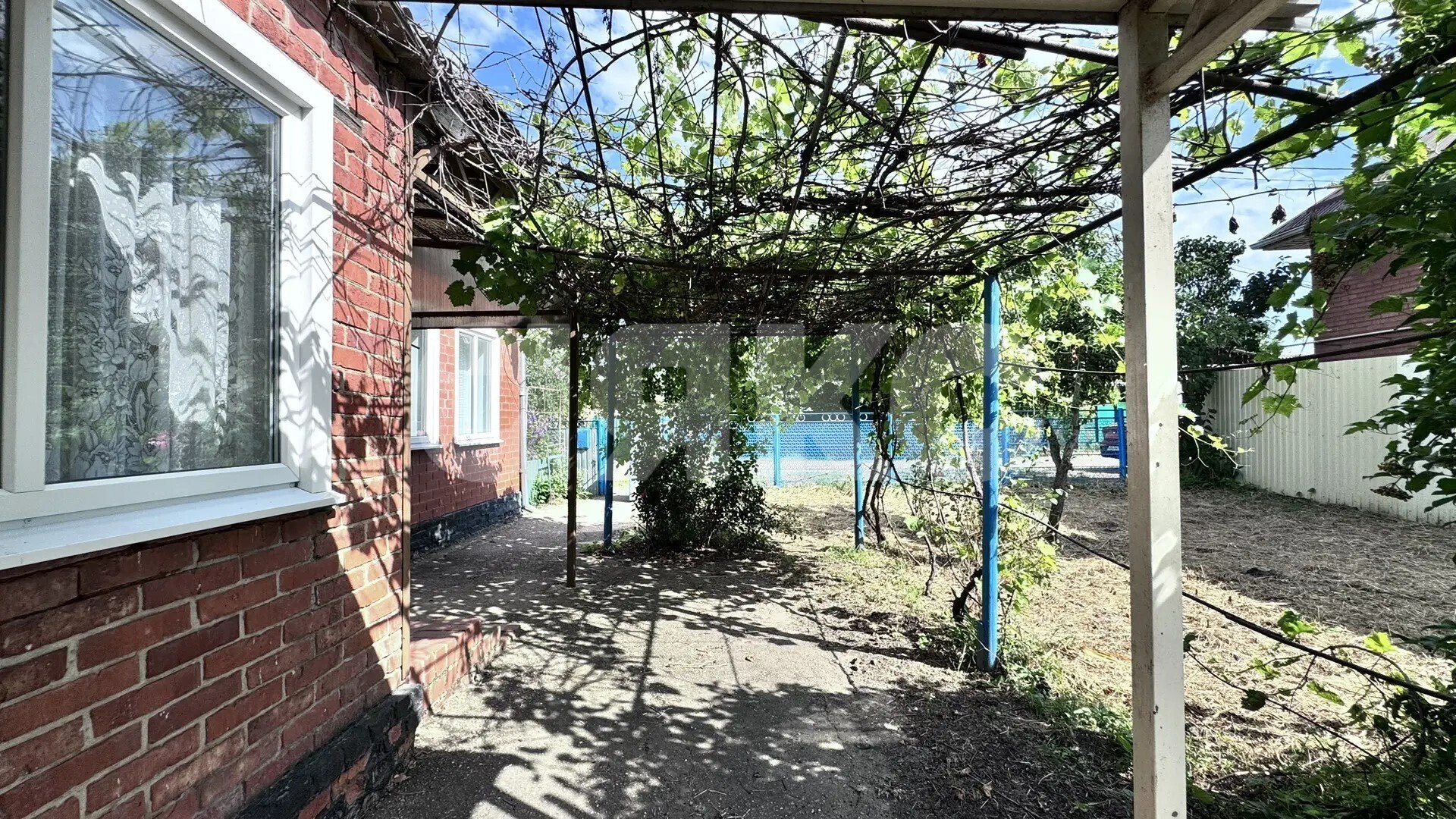 Фото №4: Дом <span class="whitespace-nowrap">57 м²</span> <span class="whitespace-nowrap">+ 15.17 сот.</span>, <span class="whitespace-nowrap">1 эт.</span> - Сергиевская, ул. Красная
