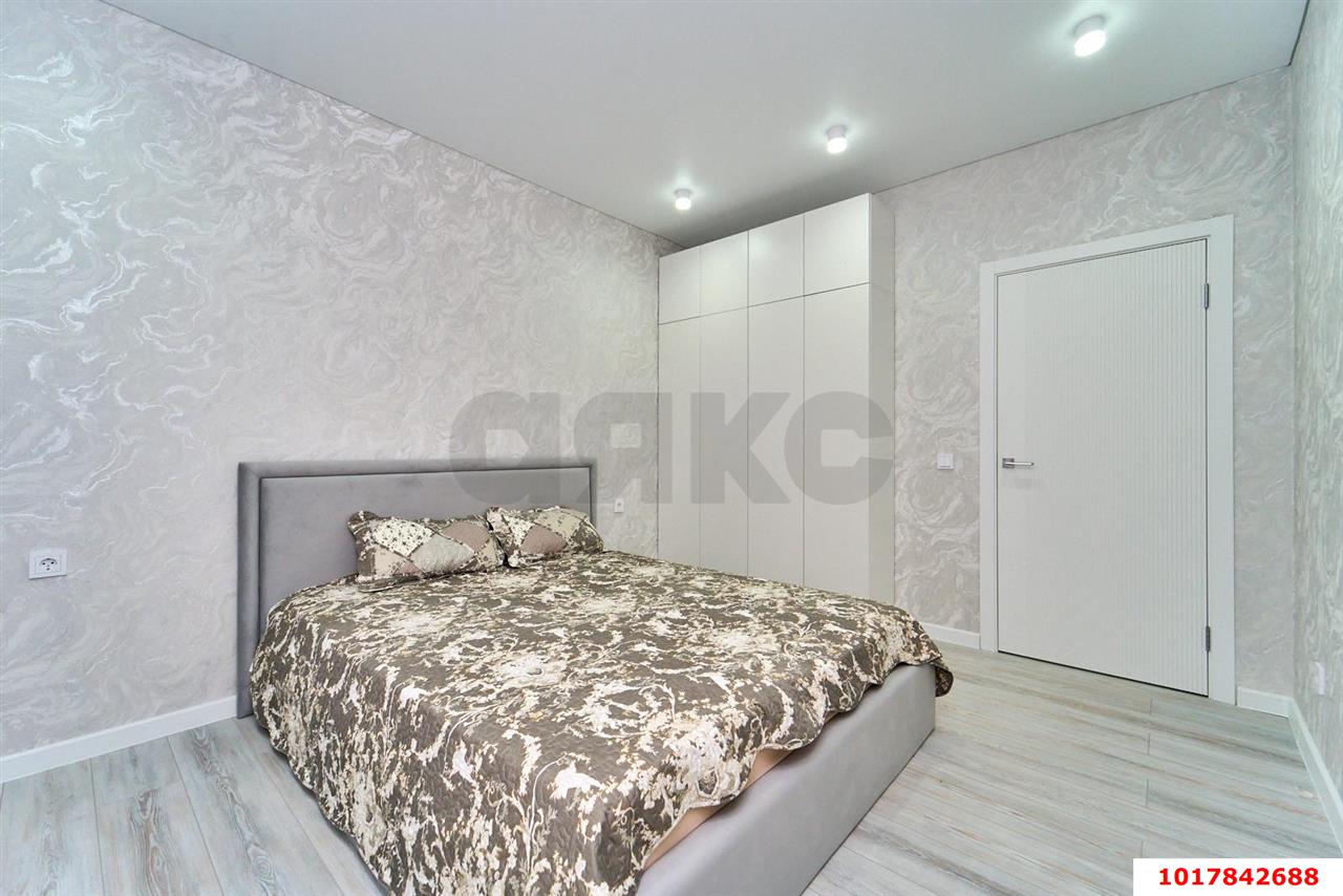 Фото №6: 1-комнатная квартира <span class="whitespace-nowrap">36 м²</span>, <span class="whitespace-nowrap">4/9 эт.</span> - Краснодар, Прикубанский внутригородской округ, мкр. Парк Победы, ул. имени Героя Дангиреева, 2
