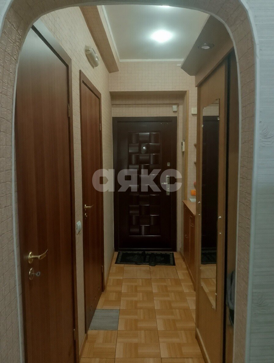 Фото №10: 1-комнатная квартира <span class="whitespace-nowrap">37 м²</span>, <span class="whitespace-nowrap">1/5 эт.</span> - Волгоград, р. Краснооктябрьский, пр-кт Металлургов, 24