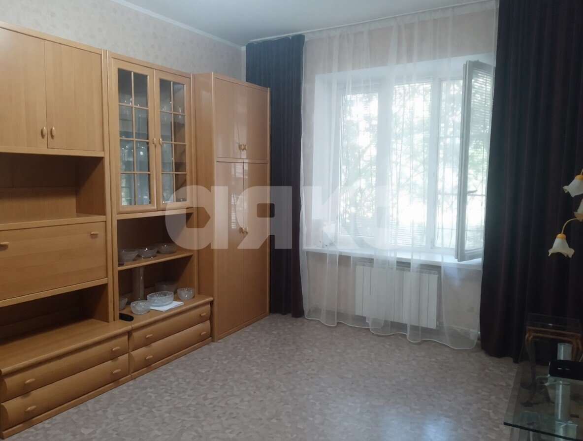 Фото №7: 1-комнатная квартира <span class="whitespace-nowrap">37 м²</span>, <span class="whitespace-nowrap">1/5 эт.</span> - Волгоград, р. Краснооктябрьский, пр-кт Металлургов, 24