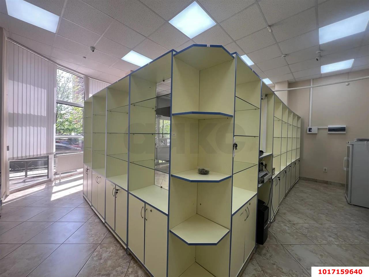 Фото №6: Торговое помещение <span class="whitespace-nowrap">45 м²</span>, <span class="whitespace-nowrap">1/20 эт.</span> - Краснодар, Прикубанский внутригородской округ, Панорама, ЖК Перспектива, мкр. ЖК Династия, ул. Героев-Разведчиков, 12/1