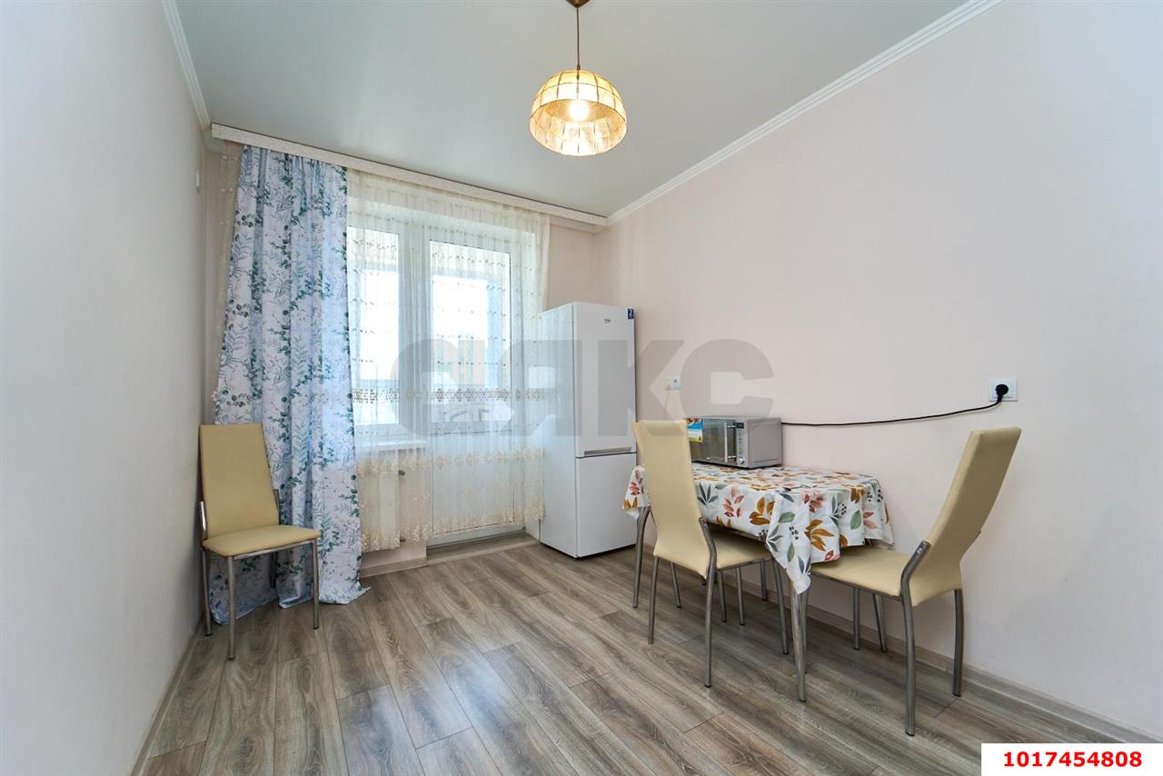 Фото №8: 1-комнатная квартира <span class="whitespace-nowrap">40 м²</span>, <span class="whitespace-nowrap">14/24 эт.</span> - Краснодар, Карасунский внутригородской округ, Хлопчато-бумажный Комбинат, мкр. жилой комплекс Галактика, ул. Уральская, 71к1