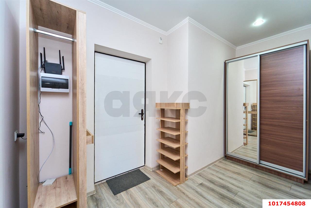 Фото №3: 1-комнатная квартира <span class="whitespace-nowrap">40 м²</span>, <span class="whitespace-nowrap">14/24 эт.</span> - Краснодар, Карасунский внутригородской округ, Хлопчато-бумажный Комбинат, мкр. жилой комплекс Галактика, ул. Уральская, 71к1