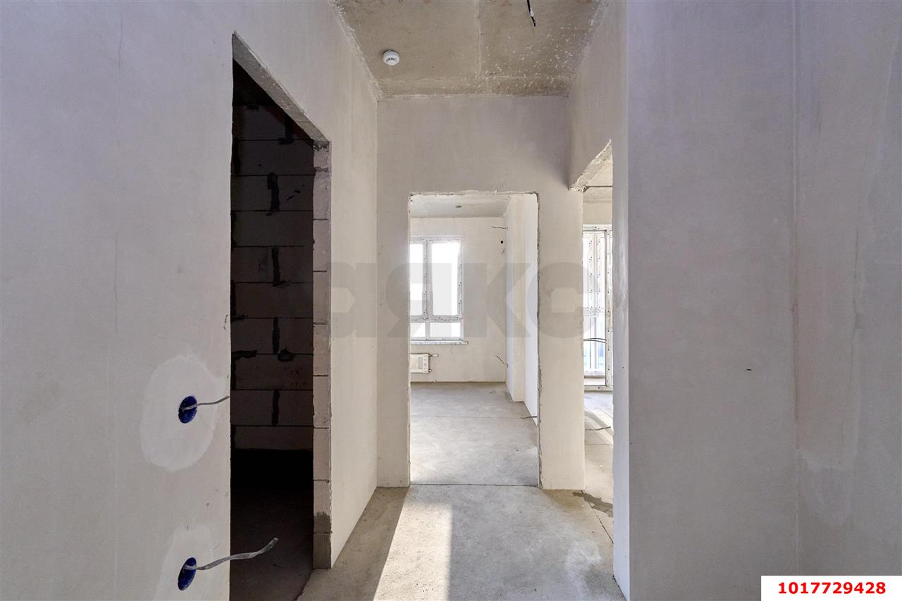Фото №7: 1-комнатная квартира <span class="whitespace-nowrap">36 м²</span>, <span class="whitespace-nowrap">8/9 эт.</span> - Краснодар, Прикубанский внутригородской округ, мкр. Парк Победы, ул. имени Героя Нурбагандова, 3к1