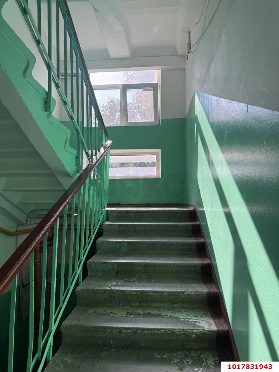 Фото №5: 2-комнатная квартира <span class="whitespace-nowrap">47 м²</span>, <span class="whitespace-nowrap">2/5 эт.</span> - Краснодар, Центральный внутригородской округ, мкр. Черёмушки, ул. Айвазовского, 77