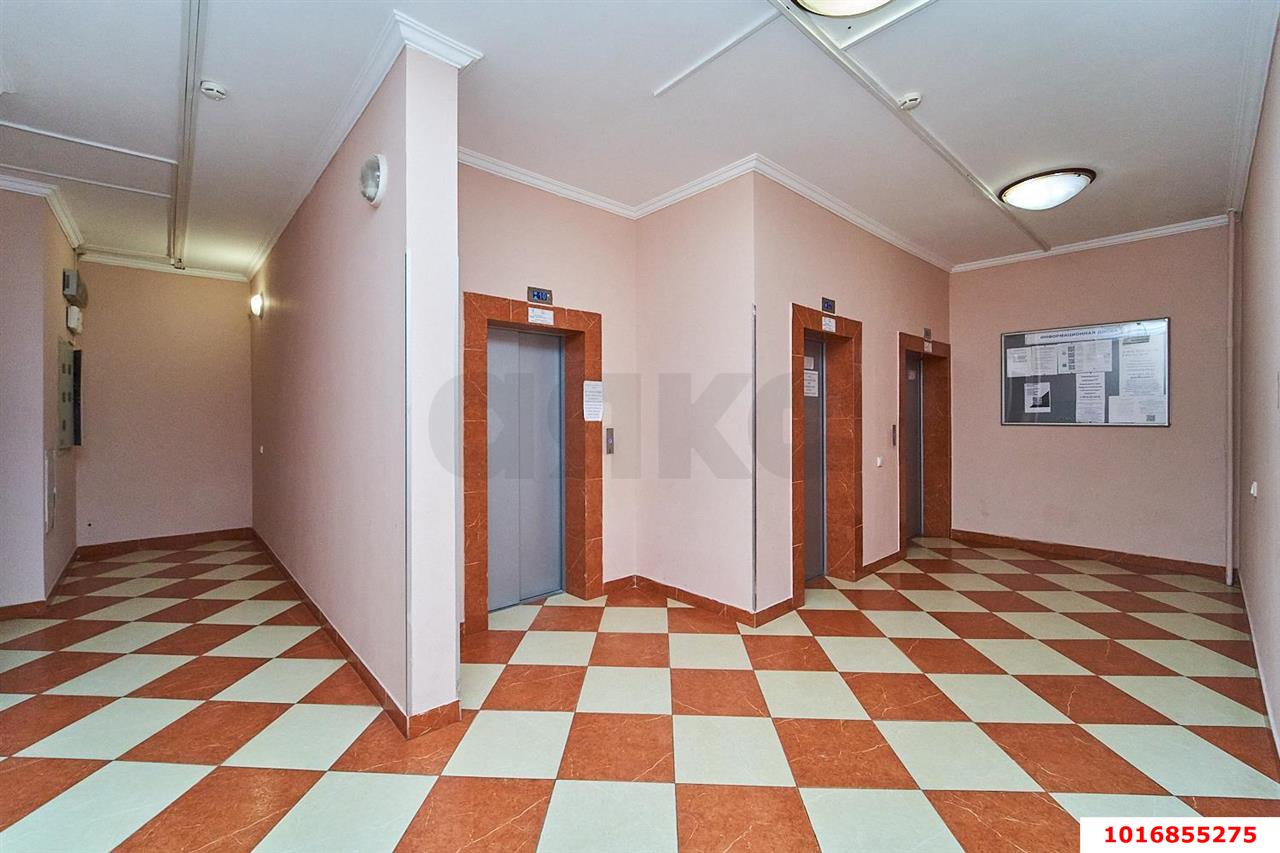 Фото №15: 2-комнатная квартира <span class="whitespace-nowrap">67 м²</span>, <span class="whitespace-nowrap">4/25 эт.</span> - Краснодар, Прикубанский внутригородской округ, мкр. 40 лет Победы, ул. имени 40-летия Победы, 60
