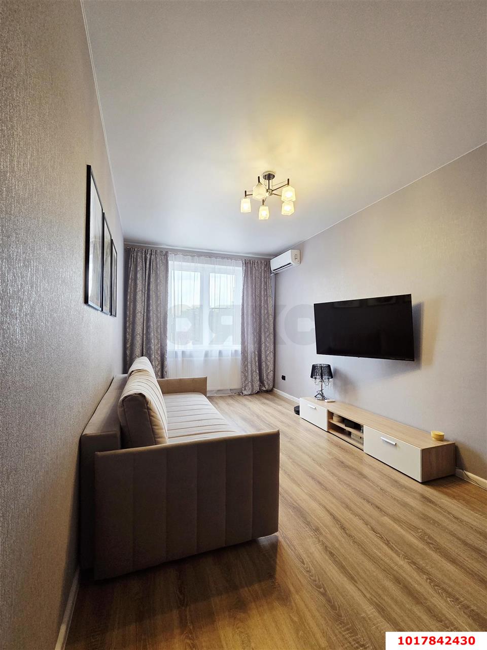 Фото №6: 1-комнатная квартира <span class="whitespace-nowrap">43 м²</span>, <span class="whitespace-nowrap">3/19 эт.</span> - Краснодар, Прикубанский внутригородской округ, мкр. Молодёжный, ул. Дубравная, 1
