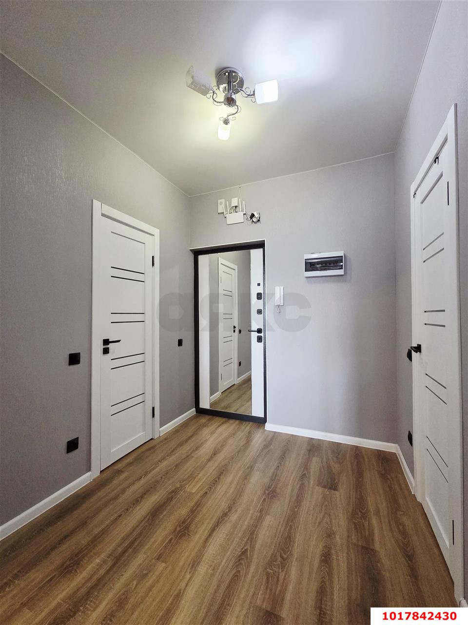 Фото №10: 1-комнатная квартира <span class="whitespace-nowrap">43 м²</span>, <span class="whitespace-nowrap">3/19 эт.</span> - Краснодар, Прикубанский внутригородской округ, мкр. Молодёжный, ул. Дубравная, 1
