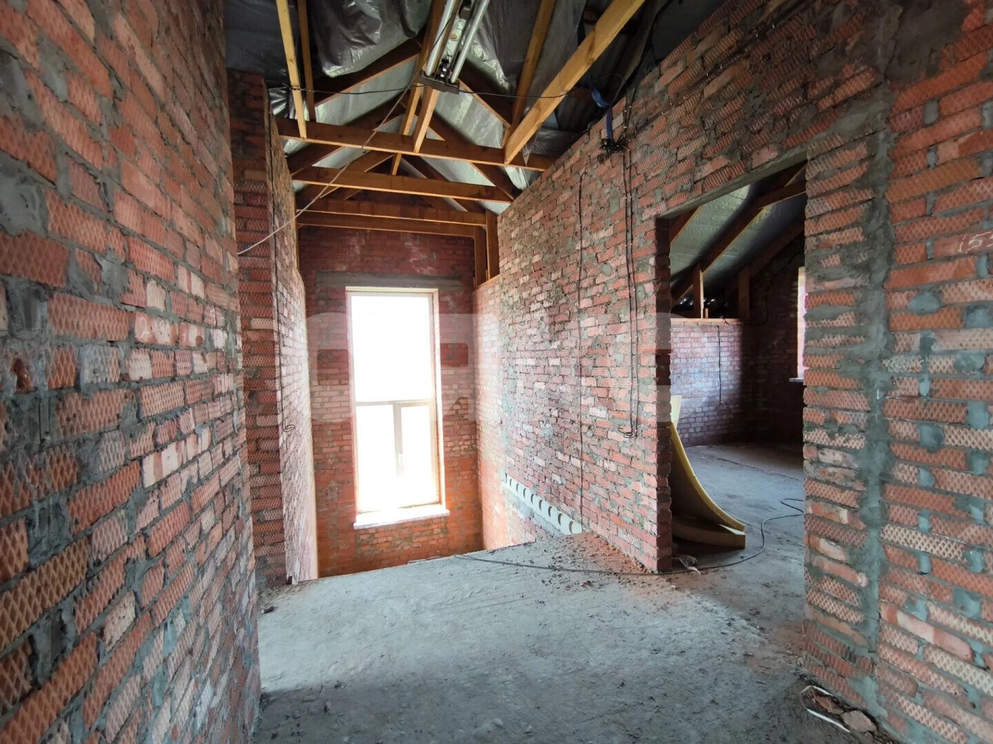 Фото №5: Дом <span class="whitespace-nowrap">187 м²</span> <span class="whitespace-nowrap">+ 6.42 сот.</span>, <span class="whitespace-nowrap">2 эт.</span> - Горячий Ключ, мкр. Курортная Зона, ул. Советская