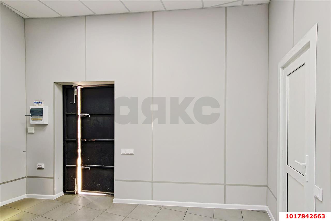 Фото №19: Торговое помещение <span class="whitespace-nowrap">175 м²</span>, <span class="whitespace-nowrap">1/1 эт.</span> - Краснодар, Карасунский внутригородской округ, мкр. Камвольно-суконный Комбинат, ул. Уральская, 83А