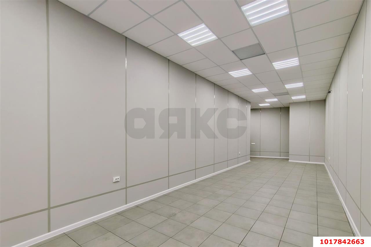 Фото №14: Торговое помещение <span class="whitespace-nowrap">175 м²</span>, <span class="whitespace-nowrap">1/1 эт.</span> - Краснодар, Карасунский внутригородской округ, мкр. Камвольно-суконный Комбинат, ул. Уральская, 83А