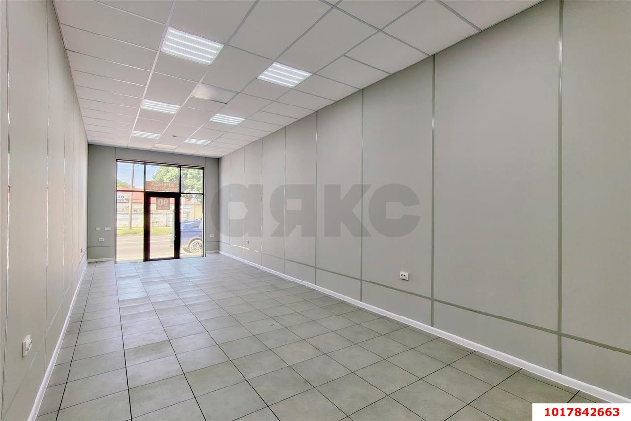 Фото №11: Торговое помещение <span class="whitespace-nowrap">175 м²</span>, <span class="whitespace-nowrap">1/1 эт.</span> - Краснодар, Карасунский внутригородской округ, мкр. Камвольно-суконный Комбинат, ул. Уральская, 83А