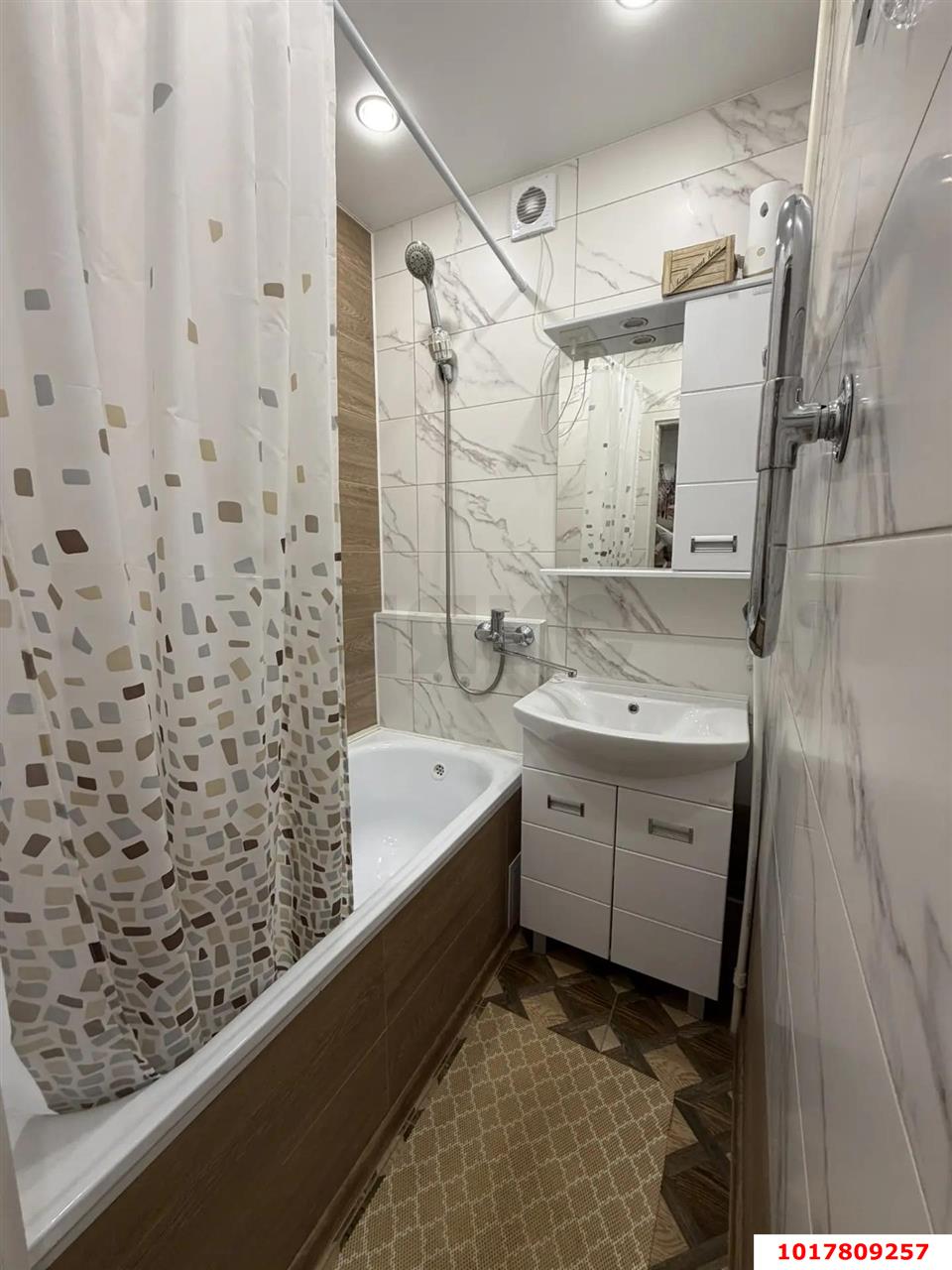 Фото №18: 2-комнатная квартира <span class="whitespace-nowrap">43 м²</span>, <span class="whitespace-nowrap">1/5 эт.</span> - Краснодар, Прикубанский внутригородской округ, мкр. Фестивальный, ул. Гагарина, 97