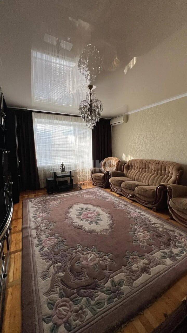 Фото №1: 3-комнатная квартира <span class="whitespace-nowrap">69 м²</span>, <span class="whitespace-nowrap">8/9 эт.</span> - Мариуполь, р. Ильичёвский, ул. Курчатова, 63