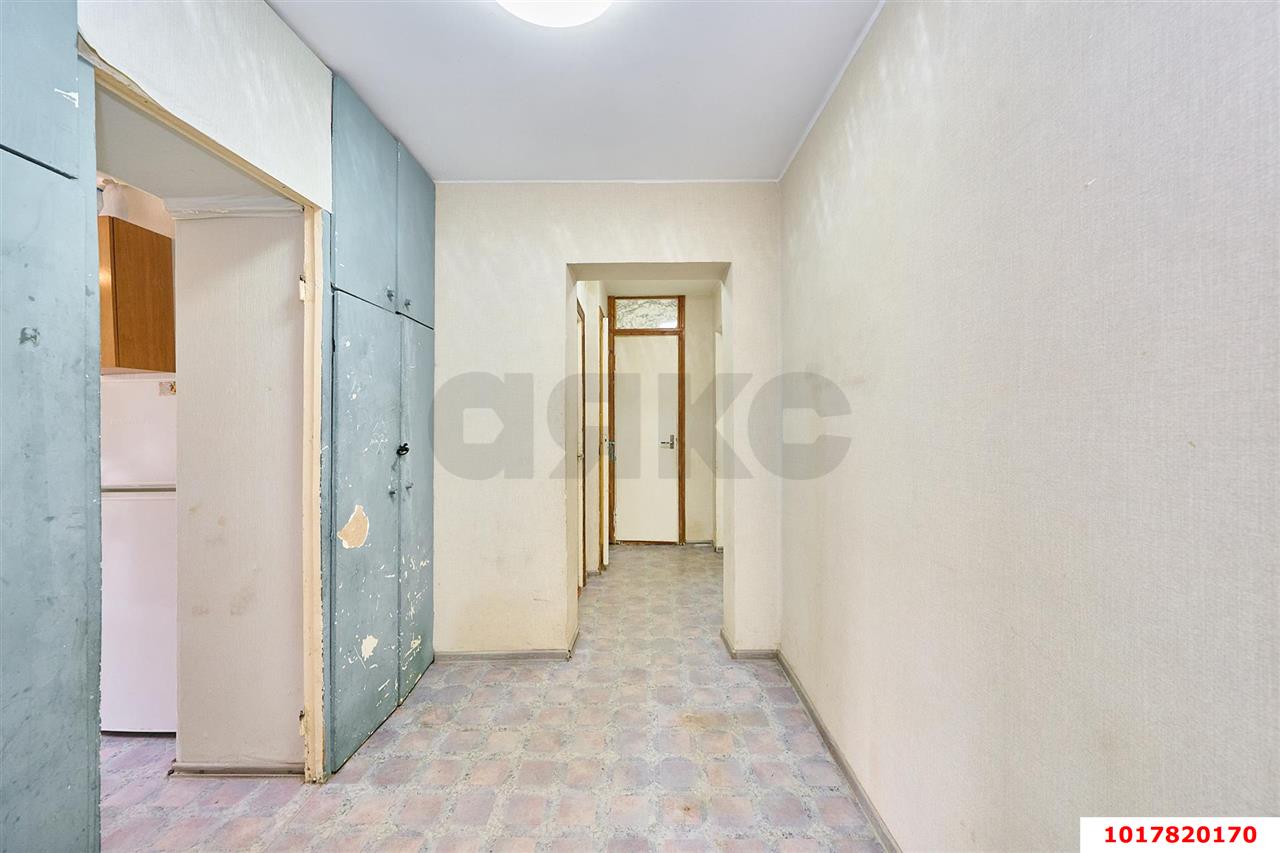 Фото №9: 2-комнатная квартира <span class="whitespace-nowrap">52 м²</span>, <span class="whitespace-nowrap">1/10 эт.</span> - Краснодар, Западный внутригородской округ, мкр. Юбилейный, ул. 70-летия Октября, 24