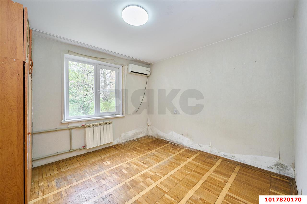Фото №4: 2-комнатная квартира <span class="whitespace-nowrap">52 м²</span>, <span class="whitespace-nowrap">1/10 эт.</span> - Краснодар, Западный внутригородской округ, мкр. Юбилейный, ул. 70-летия Октября, 24