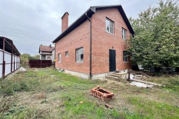 Фото №1: Дом <span class="whitespace-nowrap">135 м²</span> <span class="whitespace-nowrap">+ 4 сот.</span>, <span class="whitespace-nowrap">2 эт.</span> - Янтарь, мкр. Прикубанский внутригородской округ, ул. Айвовая, 304