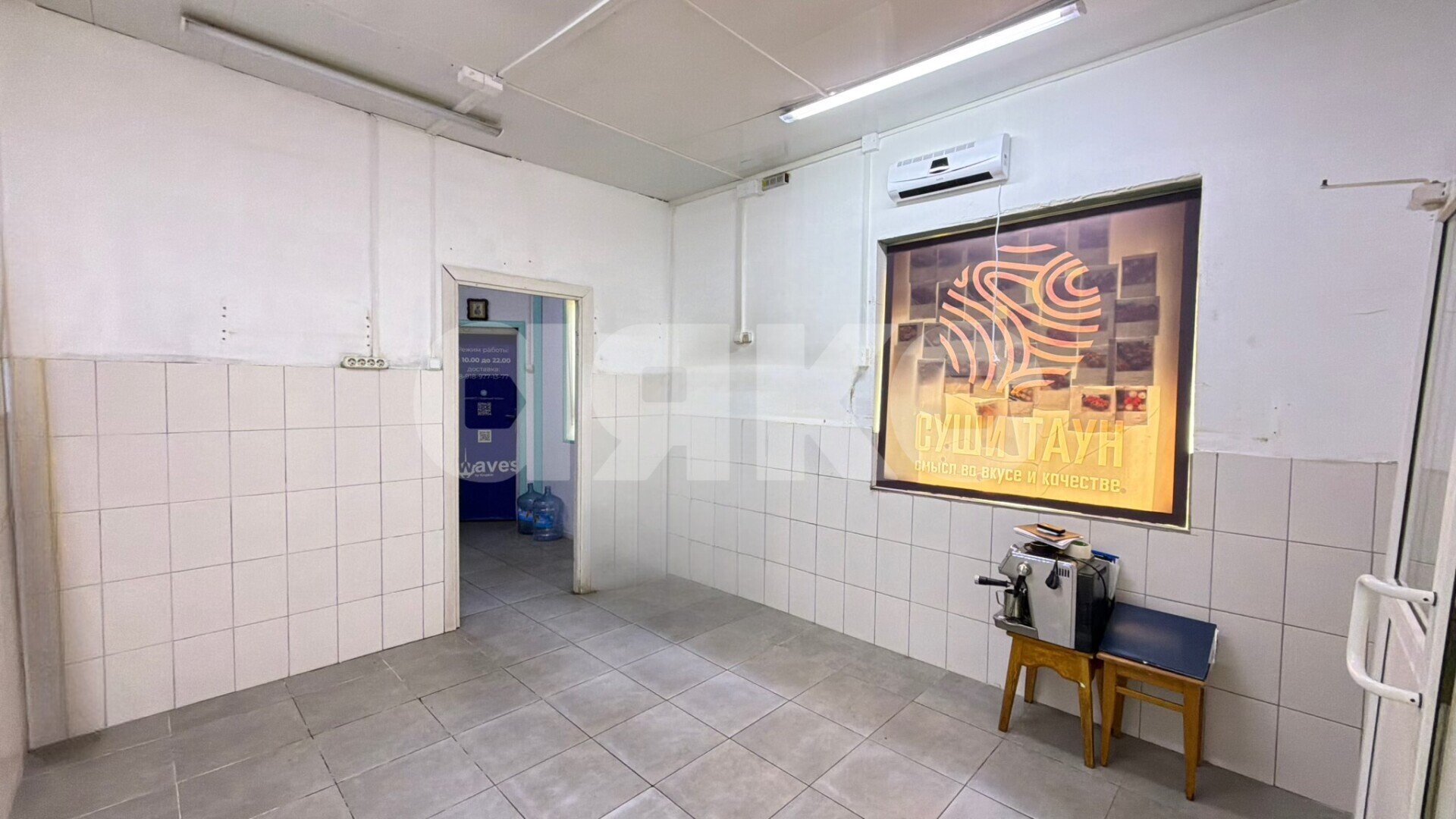 Фото №4: Коммерция <span class="whitespace-nowrap">26 м²</span>, <span class="whitespace-nowrap">1/1 эт.</span> - Горячий Ключ, мкр. Курортная Зона, ул. Ленина, 145А/8