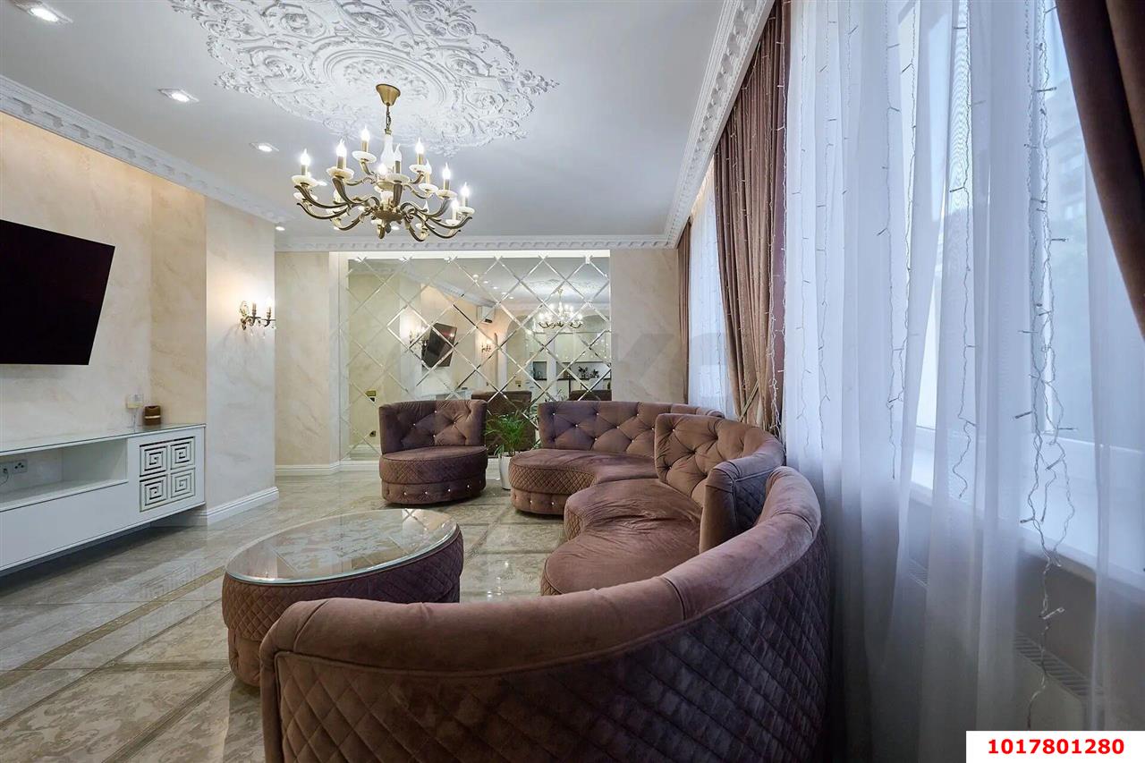 Фото №4: 3-комнатная квартира <span class="whitespace-nowrap">134 м²</span>, <span class="whitespace-nowrap">2/15 эт.</span> - Краснодар, Западный внутригородской округ, мкр. Центральный, ул. имени Пушкина