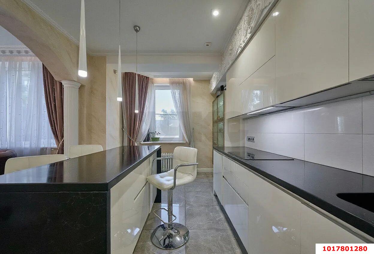 Фото №7: 3-комнатная квартира <span class="whitespace-nowrap">134 м²</span>, <span class="whitespace-nowrap">2/15 эт.</span> - Краснодар, Западный внутригородской округ, мкр. Центральный, ул. имени Пушкина