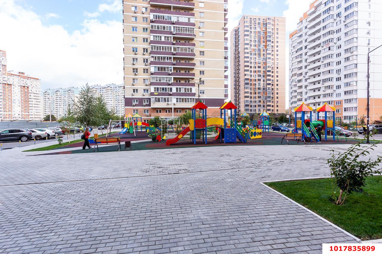 Фото №1: 2-комнатная квартира <span class="whitespace-nowrap">56 м²</span>, <span class="whitespace-nowrap">8/24 эт.</span> - Краснодар, Карасунский внутригородской округ, Гидростроителей, мкр. жилой комплекс 7 Вершин, ул. имени Снесарева, 10/1