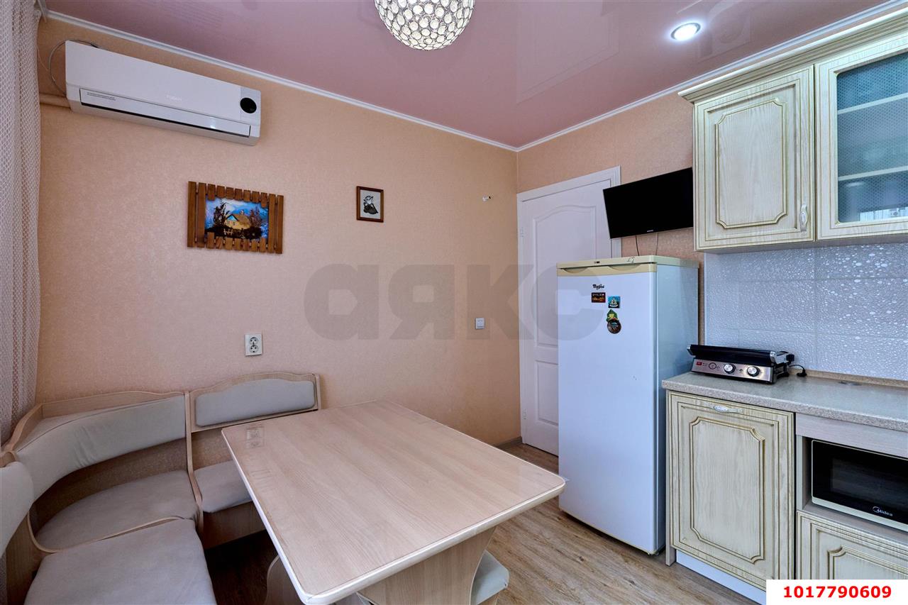 Фото №2: 2-комнатная квартира <span class="whitespace-nowrap">65 м²</span>, <span class="whitespace-nowrap">11/16 эт.</span> - Краснодар, Прикубанский внутригородской округ, мкр. Московский, ул. имени Николая Семеновича Котлярова, 15/1