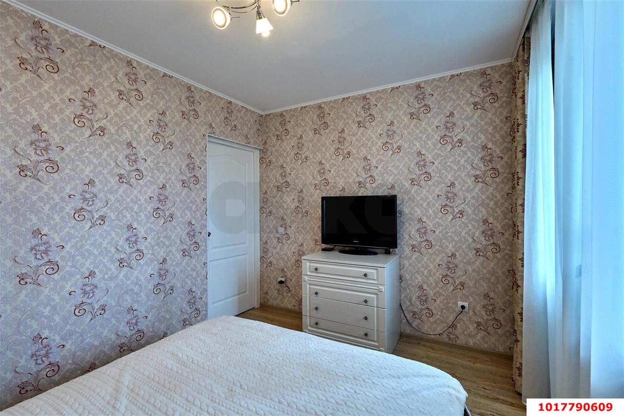 Фото №7: 2-комнатная квартира <span class="whitespace-nowrap">65 м²</span>, <span class="whitespace-nowrap">11/16 эт.</span> - Краснодар, Прикубанский внутригородской округ, мкр. Московский, ул. имени Николая Семеновича Котлярова, 15/1