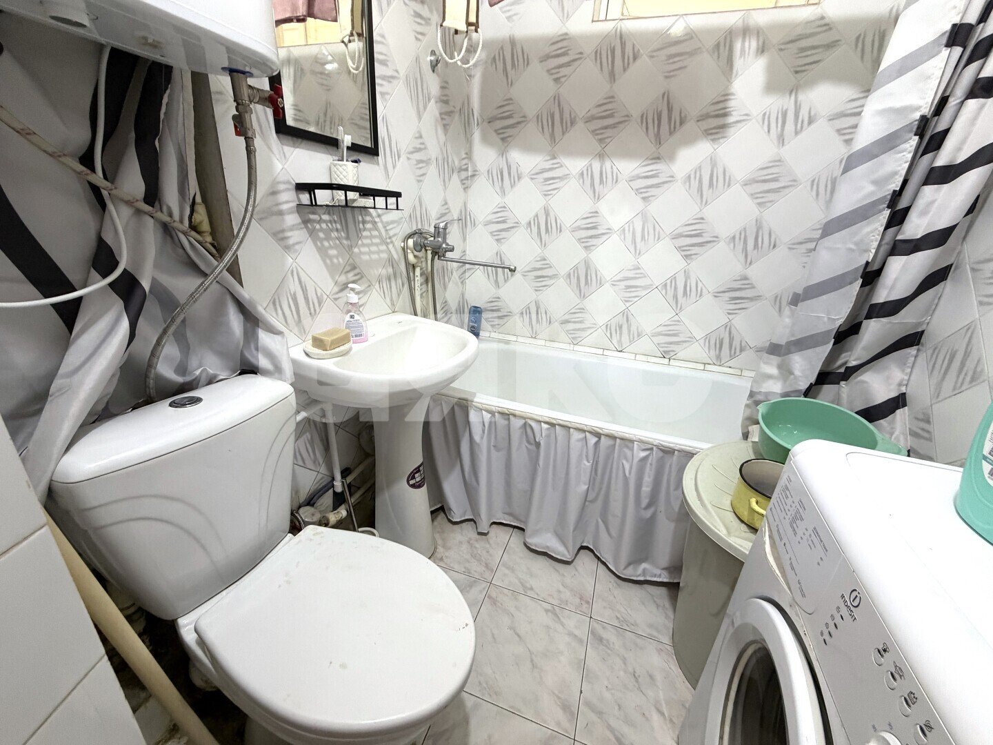 Фото №6: 2-комнатная квартира <span class="whitespace-nowrap">44 м²</span>, <span class="whitespace-nowrap">1/3 эт.</span> - Геленджик, мкр. Толстый Мыс, ул. Красногвардейская, 81