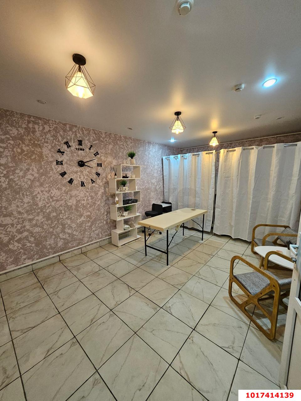 Фото №3: Офисное помещение <span class="whitespace-nowrap">19 м²</span>, <span class="whitespace-nowrap">14 эт.</span> - Краснодар, Прикубанский внутригородской округ, мкр. Фестивальный, ул. Совхозная, 18