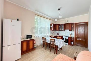 Фото №1: 1-комнатная квартира <span class="whitespace-nowrap">63 м²</span>, <span class="whitespace-nowrap">2/8 эт.</span> - Краснодар, мкр. Музыкальный, ул. Аксайская, 44