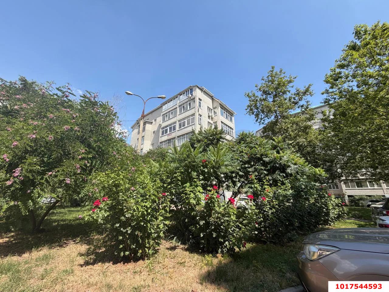 Фото №13: 1-комнатная квартира <span class="whitespace-nowrap">72 м²</span>, <span class="whitespace-nowrap">2/5 эт.</span> - Краснодар, Прикубанский внутригородской округ, мкр. Музыкальный, ул. Аксайская, 44
