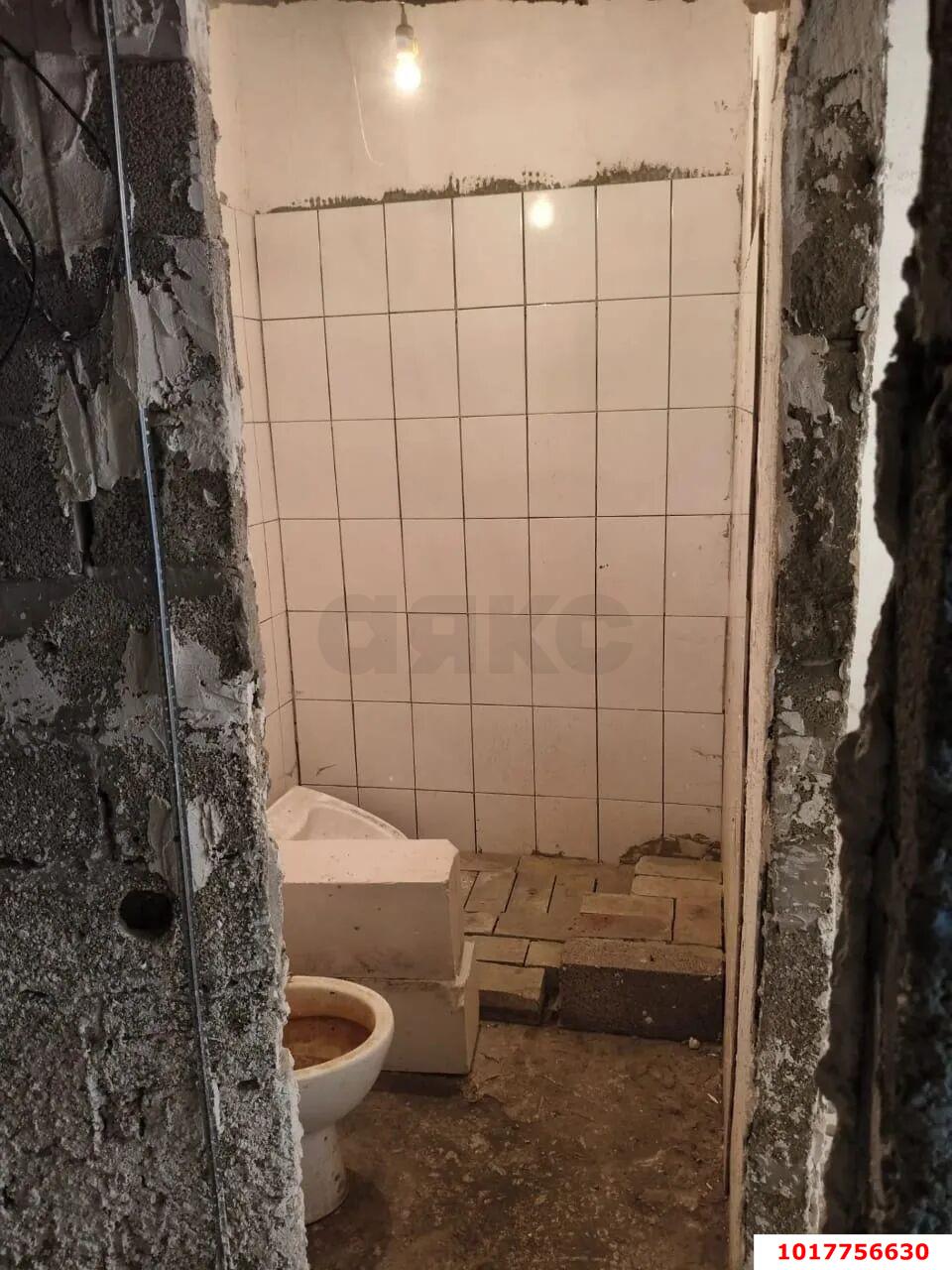 Фото №8: Торговое помещение <span class="whitespace-nowrap">24 м²</span>, <span class="whitespace-nowrap">6 эт.</span> - Краснодар, мкр. Прикубанский внутригородской округ, ул. Куликова Поля, 16