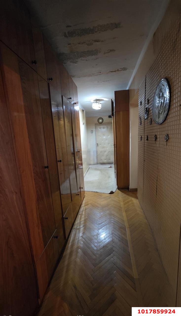 Фото №9: 4-комнатная квартира <span class="whitespace-nowrap">85 м²</span>, <span class="whitespace-nowrap">3/9 эт.</span> - Краснодар, Центральный внутригородской округ, мкр. Черёмушки, ул. Стасова, 119