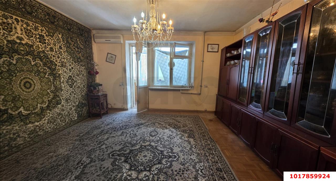 Фото №1: 4-комнатная квартира <span class="whitespace-nowrap">85 м²</span>, <span class="whitespace-nowrap">3/9 эт.</span> - Краснодар, Центральный внутригородской округ, мкр. Черёмушки, ул. Стасова, 119