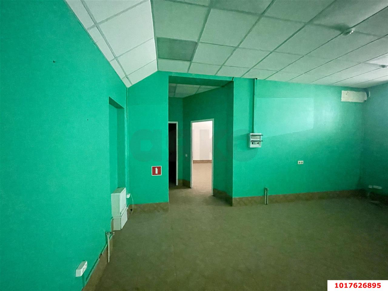 Фото №9: Офисное помещение <span class="whitespace-nowrap">89 м²</span>, <span class="whitespace-nowrap">-1/5 эт.</span> - Краснодар, Прикубанский внутригородской округ, мкр. Музыкальный, ул. имени Сергея Есенина, 94