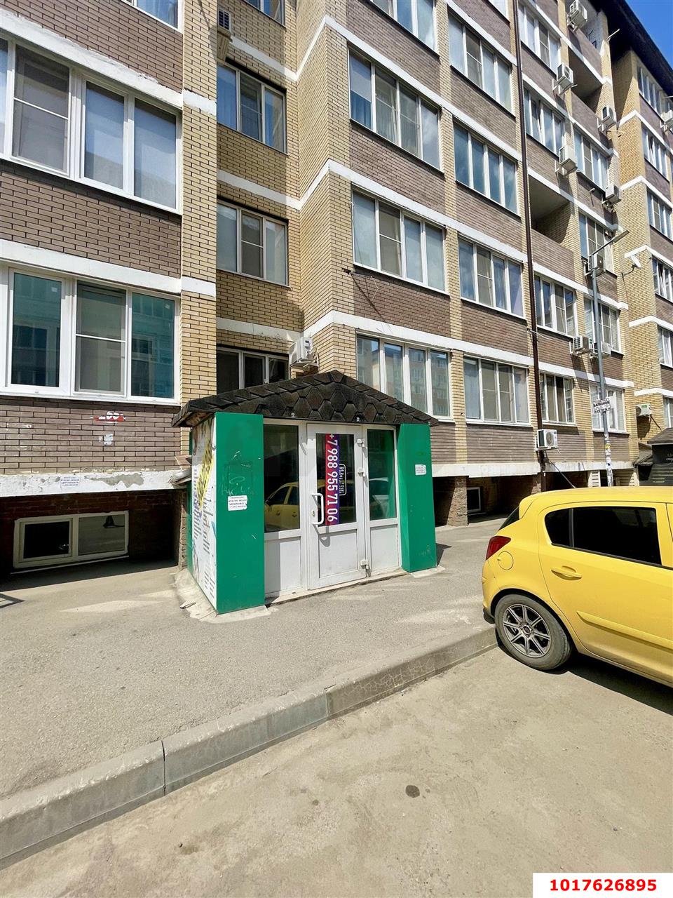 Фото №2: Офисное помещение <span class="whitespace-nowrap">89 м²</span>, <span class="whitespace-nowrap">-1/5 эт.</span> - Краснодар, Прикубанский внутригородской округ, мкр. Музыкальный, ул. имени Сергея Есенина, 94
