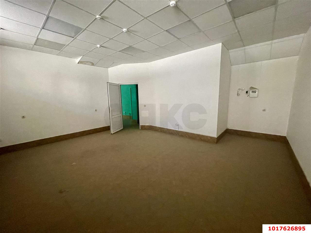 Фото №11: Офисное помещение <span class="whitespace-nowrap">89 м²</span>, <span class="whitespace-nowrap">-1/5 эт.</span> - Краснодар, Прикубанский внутригородской округ, мкр. Музыкальный, ул. имени Сергея Есенина, 94