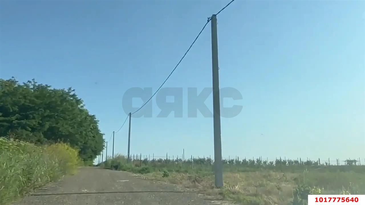 Фото №4: Земельный участок под ИЖС <span class="whitespace-nowrap">6.82 сот.</span> - Украинский