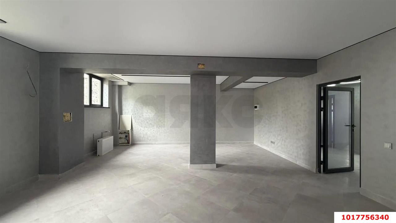 Фото №2: Торговое помещение <span class="whitespace-nowrap">64 м²</span>, <span class="whitespace-nowrap">-1/9 эт.</span> - Краснодар, Прикубанский внутригородской округ, мкр. жилой комплекс Лиговский, ул. Героя Пешкова, 3