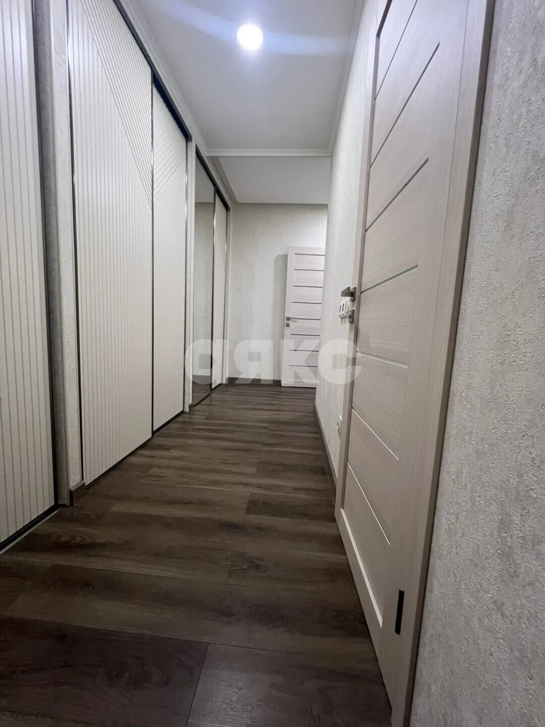 Фото №2: 3-комнатная квартира <span class="whitespace-nowrap">95 м²</span>, <span class="whitespace-nowrap">11/24 эт.</span> - Краснодар, Карасунский внутригородской округ, мкр. Камвольно-суконный Комбинат, ул. Онежская, 1
