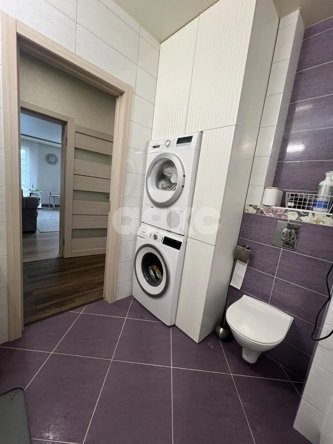 Фото №8: 3-комнатная квартира <span class="whitespace-nowrap">95 м²</span>, <span class="whitespace-nowrap">11/24 эт.</span> - Краснодар, Карасунский внутригородской округ, мкр. Камвольно-суконный Комбинат, ул. Онежская, 1