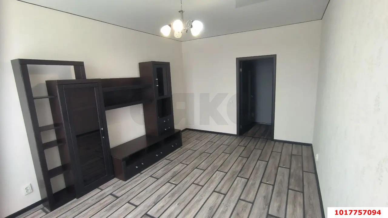 Фото №4: 1-комнатная квартира <span class="whitespace-nowrap">40 м²</span>, <span class="whitespace-nowrap">13/19 эт.</span> - Краснодар, Карасунский внутригородской округ, мкр. жилой комплекс Рассвет, ул. Гидростроителей, 67